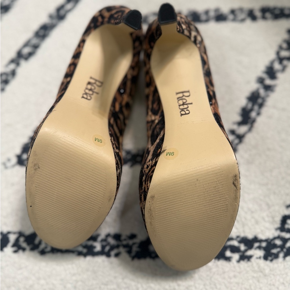 Reba Leopard Print Peep Toe Heels - Picture 4 of 4